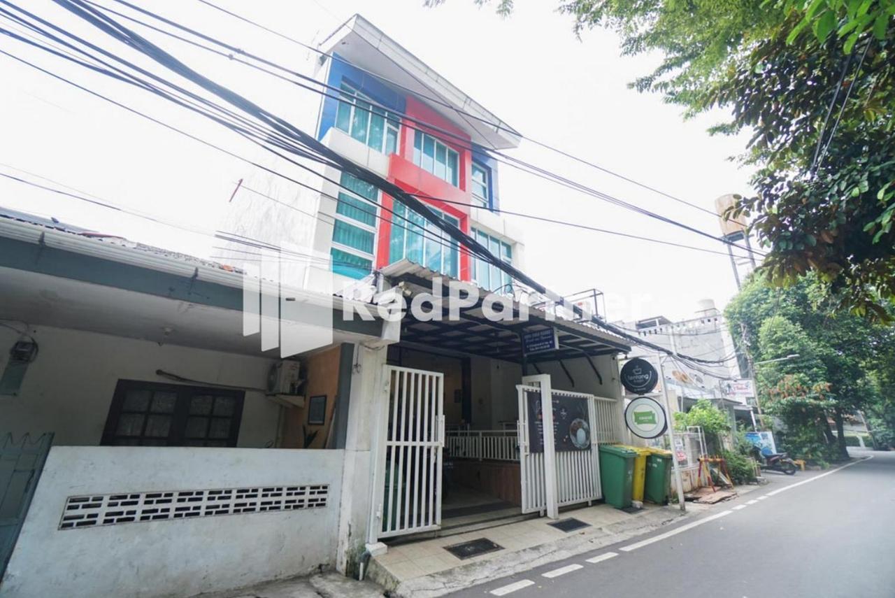 Eascot Hotel Mitra Reddoorz Jacarta Exterior foto